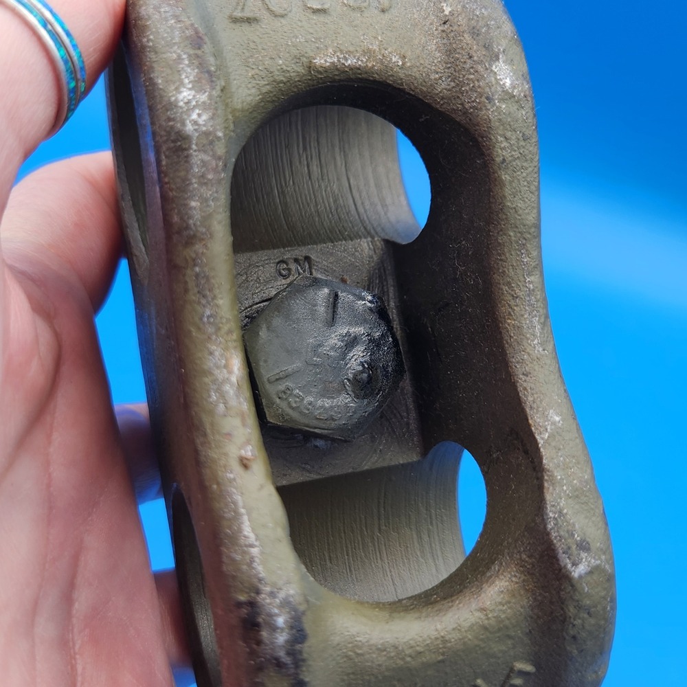 Folk Trench Art Toy Tank Track Shoe End Connector from Recovery Vehicle - Picture 6 of 9